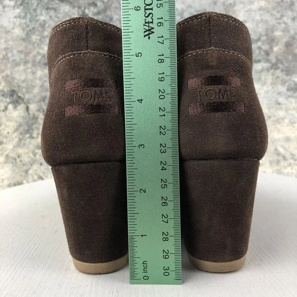 Toms Women's Size 8 Desert Brown Suede Wedge High Heel Lace-Up Ankle Booties